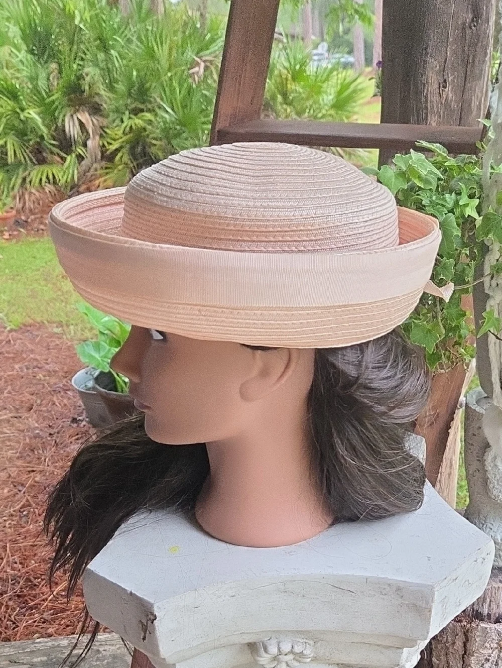Fisk Chicago Pink Pill Box Vintage Hat With Bow Accent - Picture 4 of 9